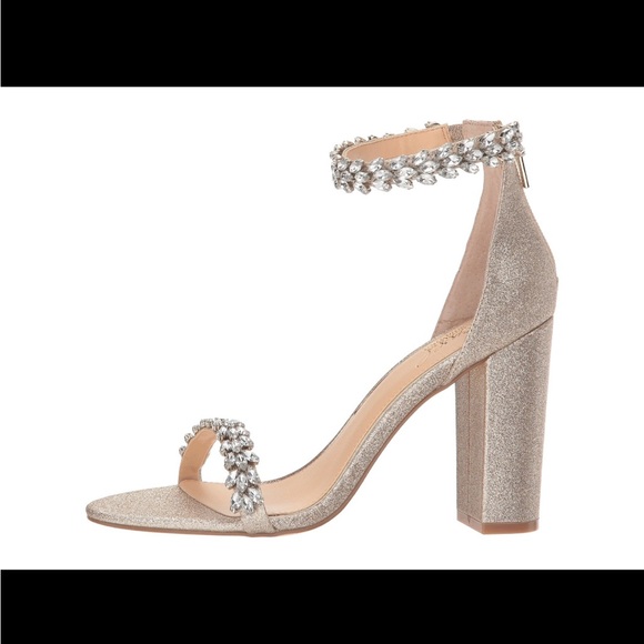 Jewel Badgley Mischka Mayra heels in Light Gold - Picture 3 of 5